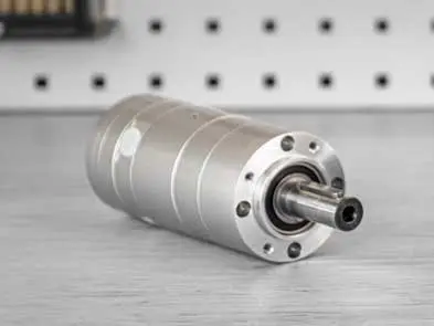 BASIC LINE Motors 200 to 1,200W